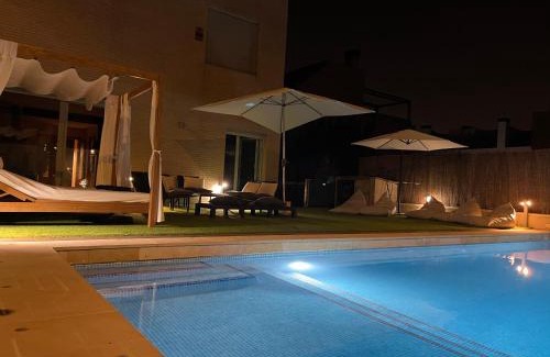 Hortaleza Casa | Valdevebas Chalet con Piscina