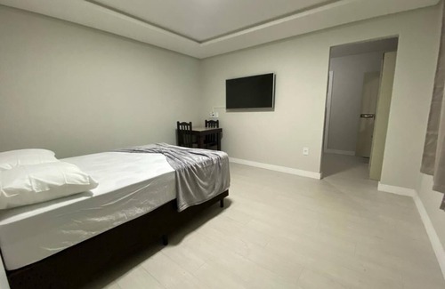 Gravata Hotel | Vale do Paraíso Inn