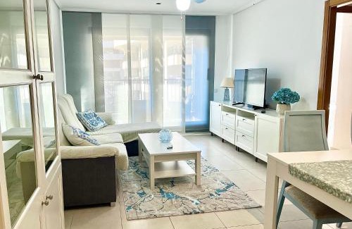 Alboraya Apartamento | Valencia Beachfront Home 22