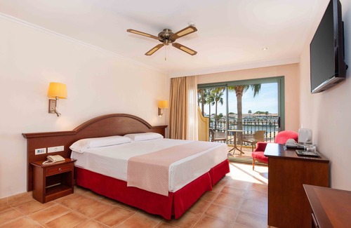 Cala'n Bosch Hotel | Valentin Star Menorca - Adults Only
