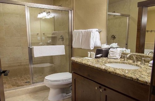 Breckenridge Complejo | Valentines Week in Luxury Condo Peak 7 Ski-In/Ski-Out. Resort Amenities.