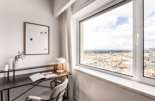 Moncloa - Arguelles Apartamento | Valier - 2 bedrooms and pool in Centro