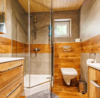 Cervena Voda Casa | Valinka - chata pod rozhlednou Val