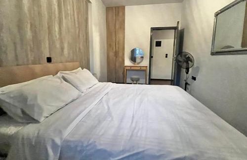 Petaloudes Apartamento | Valla Studio