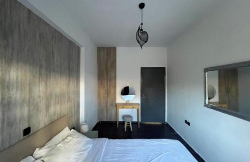 Petaloudes Apartamento | Valla Studio