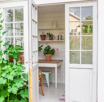 Enkoping Casa | Vallby Cottage