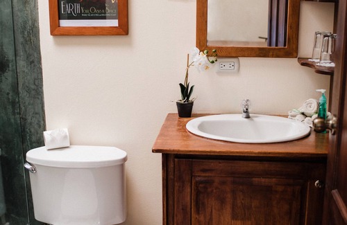 Monteverde Cabina | Valle Escondido Nature Reserve Hotel & Farm