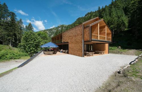 Madonna di Campiglio Hotel | Vallesinella Hotel Restaurant Bar