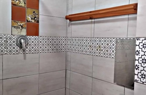 Bezuidenhout Valley Casa | Valley Center Guest House