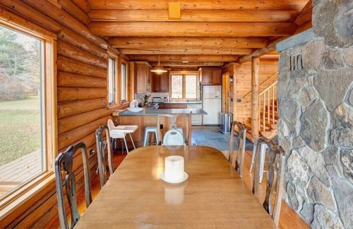 Andes Cabina | Valley Lodge - Rustic & Cozy Log Cabin in Andes