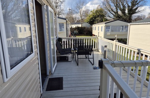 Hastings Apartamento | Valley Retreat - 4 bedrooms with decking sleeps 10
