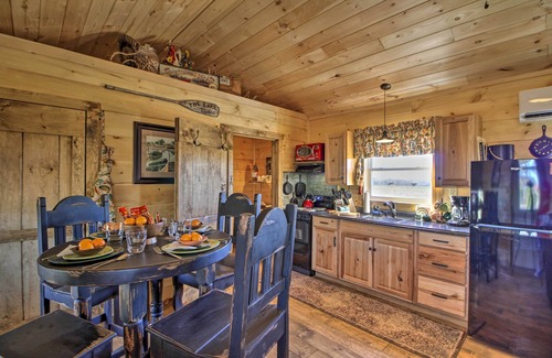 Omaha Cabina | ¡NUEVO! Cabaña cerca de Branson y Table Rock Lake!