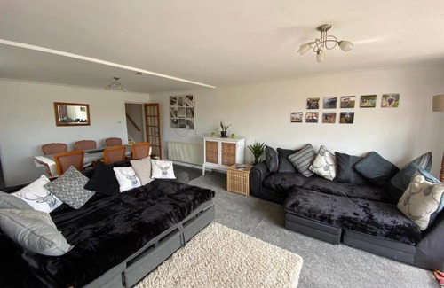 Llanteg Casa | Valley View