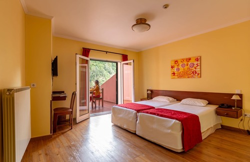 Ribeira Brava Hotel | Valley View Hotel Encumeada