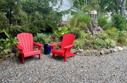 Mars Hill Casa | Valley View - In Town - Guest Suite