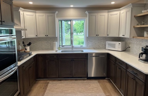 Mayville Casa | Valley View Lakehouse - Fully updated, dog friendly and beautiful lake view!