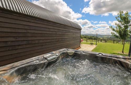 Rhayader Casa | Valley View Pod