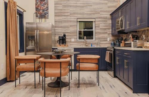 Timberline Casa | Valley View Resort Cabin #2, 1-Bed, Modern-Luxury with Hot Tub in Canaan Valley, WV