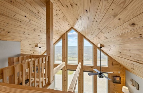 Jasper Cabina | Valley View Retreat- Spring Getaway With A View