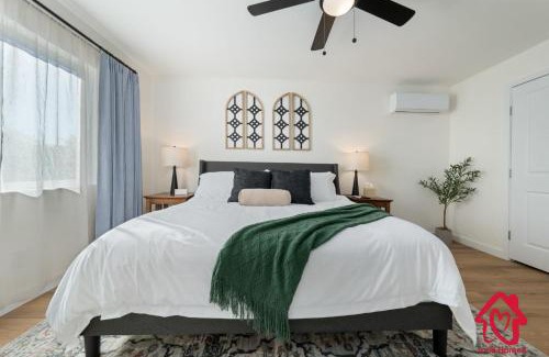 North Valley Casa | ValleyVibe: Modern Comfort in North Valley - an Irvie Home
