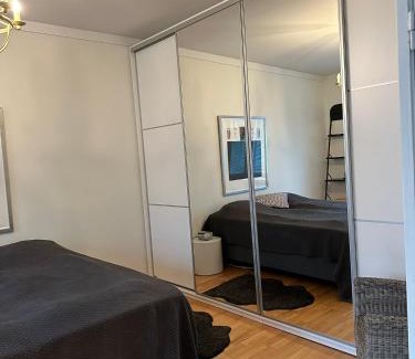 Toolo Apartamento | Valoisa ja tilava kaupunkikoti 73 neliötä