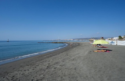 Algarrobo Apartamento | Apartamento en Valparaíso a 50 metros de la playa, piscinas, vistas al mar, tenis, terraza