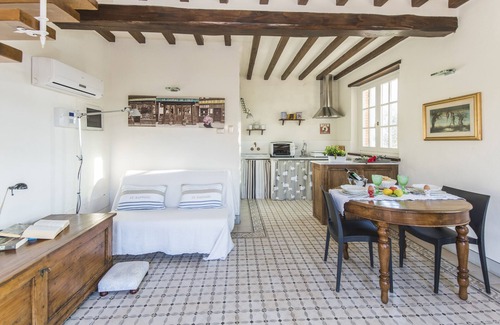 Camaiore Villa | Valioso rústico típico de la Toscana con piscina, impresionantes vistas de Camaiore