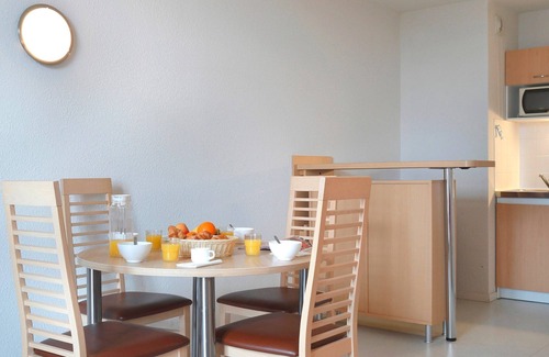 Epernay Condominio | Value Apt near Vineyards | Free Wi-Fi