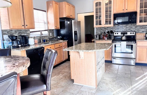Prosperity Church Road Casa | Value Packed! 4-bedroom home with garage in Charlotte