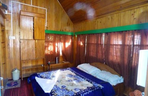 Darjeeling Hotel | Vamoose Rainbow Valley Resort