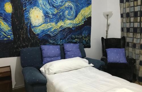 Van Dyck Apartamento | Van Dyck Zona de tapas VUT 37870