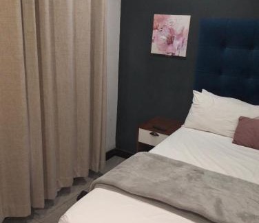 Boksburg Casa | Van Dyk guest house