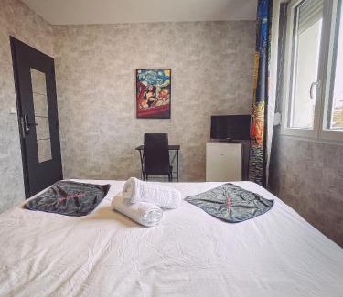 Epinal Casa | Van Gogh gare By Joyca Chambre privée