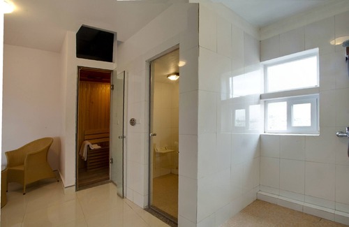 Dong Da Hotel | Van Mieu 2 Hotel