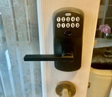 Fraserview Apartamento | Vancouver park home Psalm 37