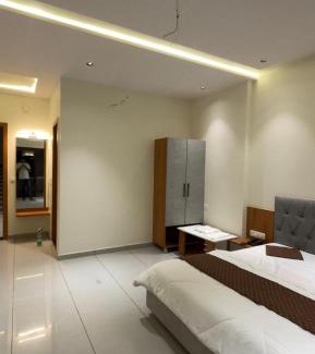 Revdar Hotel | Vande Mataram