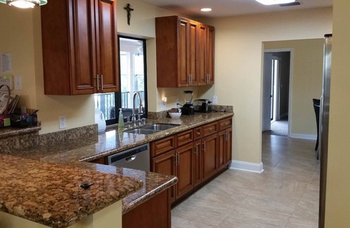 Connors Casa | Vanderbilt Beach Naples Waterfront Home cerca del hotel Ritz