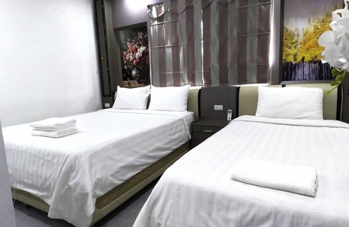Vang Vieng Hotel | Vang Vieng Rivercube Hotel