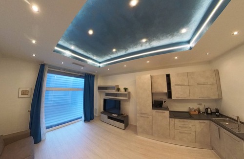 Gorla Apartamento | Vangogh Casa Vacanze - Affari A 100mt MM1 Gorla Lingue Parlate Inglese -italiano