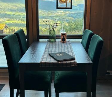 Oppdal Casa | Vangslia, Oppdal. Lekker leilighet med ski inn/ski ut