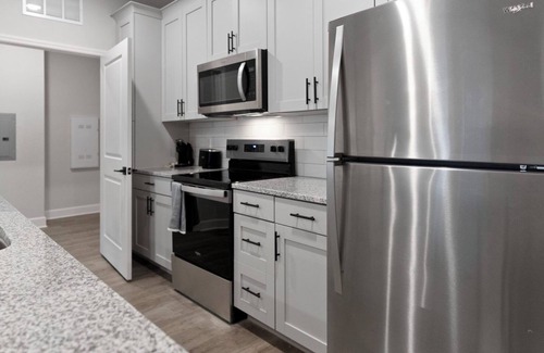 Newberry Apartamento | Vanguard 2BD 15 - Dos Habitaciones Piso, Capacidad 4