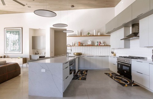Yucca Valley Casa | Vanguard by Fieldtrip | 5 Bd Private Luxury with Infinity Pool & Game Room