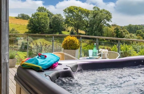 Bugford Cabaña | Mirador, Hillfield Village, DARTMOUTH