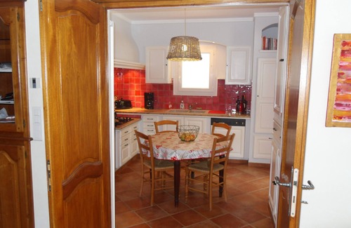 Vidauban Casa | VAR Maison Climatisée 10 Personnes 5 Chambres Piscine Terrain de Boules