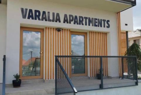 Plavecke Podhradie Apartamento | Varalja Apartments