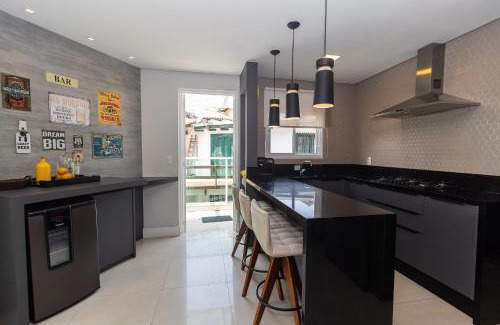 Ze Amandio Apartamento | Varandas do Atlântico 101A - Excelente apartamento em condomínio de luxo a beira mar - Piscina climatizada - Academia - (Consultar serviços de roupas de cama e banho)