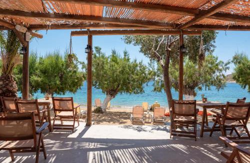 Livadi Casa | Vassilia on the beach Serifos