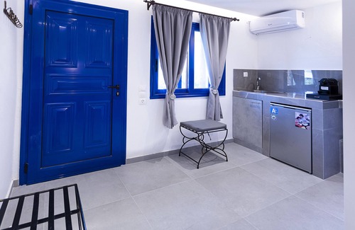 Livadi Casa | Vassilia on the beach Serifos