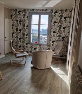Chinon Apartamento | Vaste appartement avec vue sur la Vienne