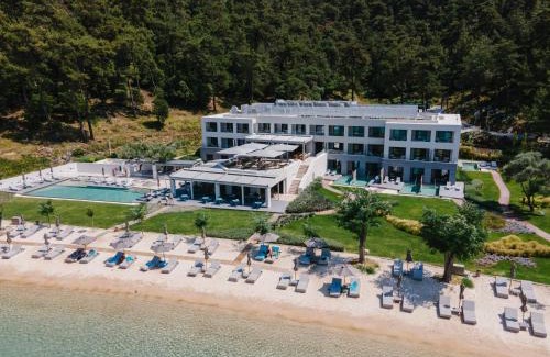 Golden Beach Hotel | Vathi Cove Luxury Resort & Spa